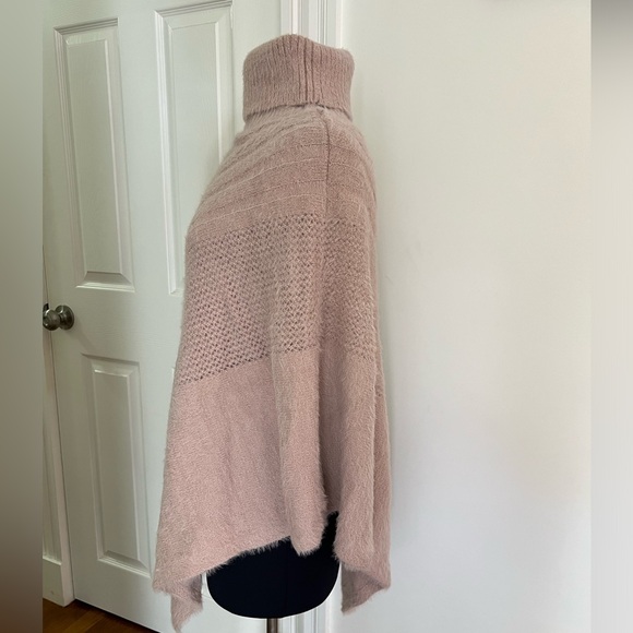 Mia & Tess Fuzzy Shimmering Turtleneck Rose Color Poncho - Picture 8 of 14